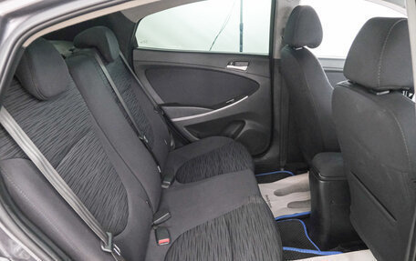 Hyundai Solaris II рестайлинг, 2015 год, 889 000 рублей, 22 фотография