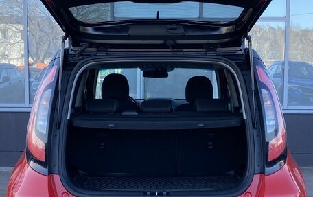KIA Soul II рестайлинг, 2017 год, 1 869 000 рублей, 10 фотография
