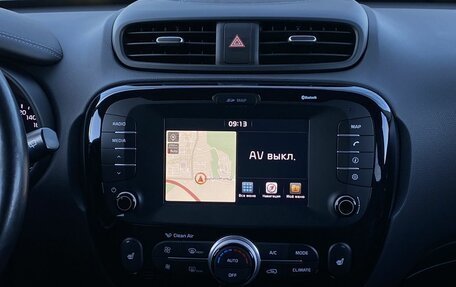 KIA Soul II рестайлинг, 2017 год, 1 869 000 рублей, 12 фотография