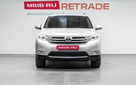 Toyota Highlander III, 2011 год, 1 340 000 рублей, 3 фотография