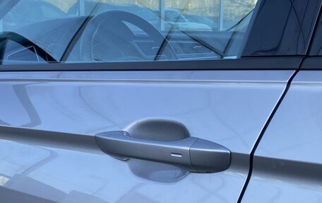 Volkswagen Tiguan II, 2020 год, 2 559 000 рублей, 19 фотография