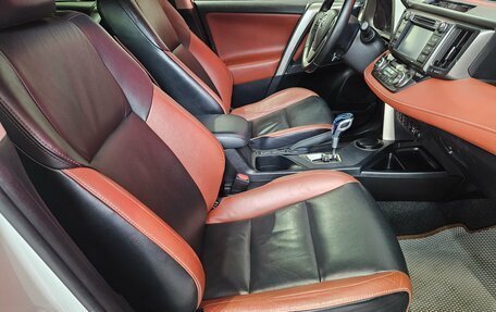 Toyota RAV4, 2014 год, 1 799 000 рублей, 12 фотография