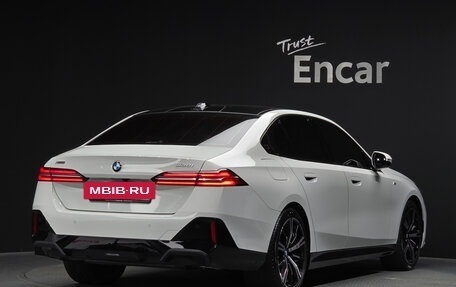 BMW 5 серия, 2025 год, 8 950 000 рублей, 2 фотография