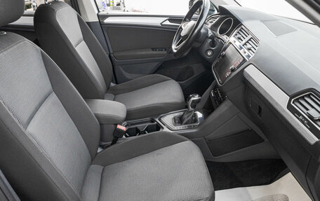 Volkswagen Tiguan II, 2021 год, 2 599 000 рублей, 23 фотография