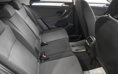 Volkswagen Tiguan II, 2021 год, 2 599 000 рублей, 26 фотография