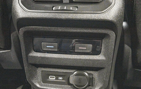 Volkswagen Tiguan II, 2021 год, 2 599 000 рублей, 25 фотография