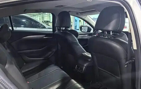 Mazda 6, 2022 год, 1 765 000 рублей, 15 фотография