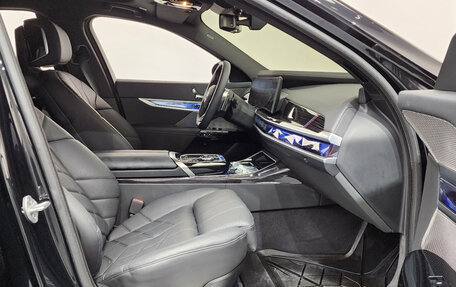 BMW 7 серия, 2025 год, 14 325 000 рублей, 10 фотография