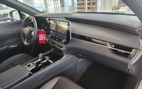 Lexus RX IV рестайлинг, 2025 год, 7 790 000 рублей, 11 фотография