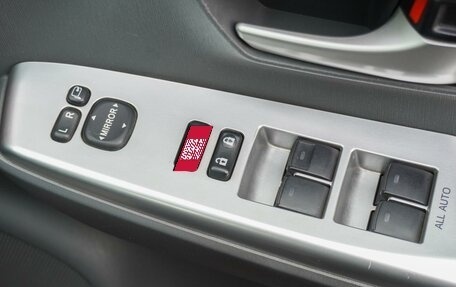 Toyota Prius Alpha I (ZVW40/41), 2012 год, 1 230 000 рублей, 22 фотография