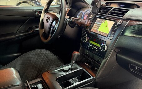 Toyota Camry, 2012 год, 1 200 000 рублей, 8 фотография