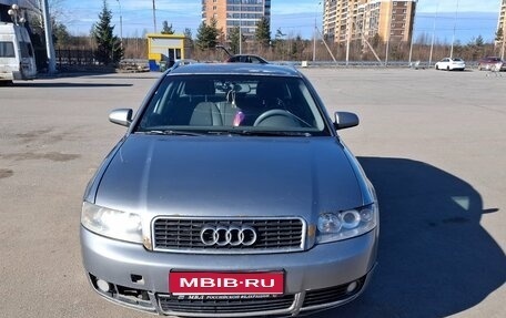 Audi A4, 2004 год, 400 000 рублей, 1 фотография