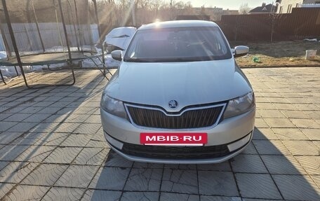 Skoda Rapid I, 2016 год, 1 000 000 рублей, 2 фотография