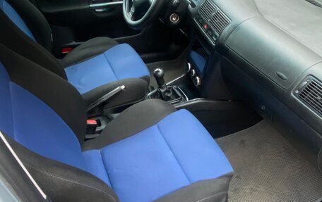 Volkswagen Golf IV, 2000 год, 284 000 рублей, 5 фотография