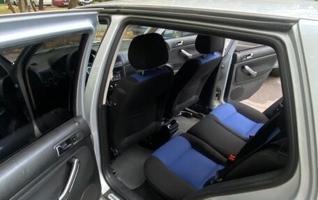 Volkswagen Golf IV, 2000 год, 284 000 рублей, 19 фотография