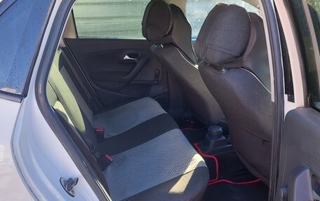 Volkswagen Polo VI (EU Market), 2010 год, 560 000 рублей, 6 фотография