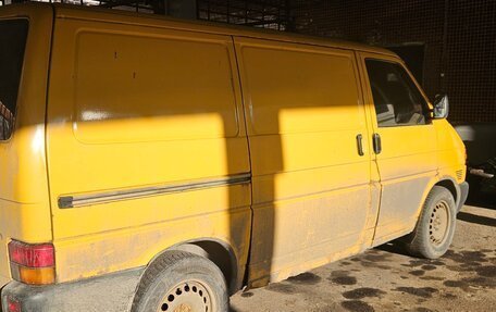 Volkswagen Transporter T4, 1997 год, 250 000 рублей, 2 фотография