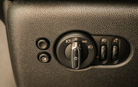 MINI Hatch, 2021 год, 3 850 000 рублей, 8 фотография