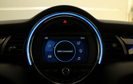 MINI Hatch, 2021 год, 3 850 000 рублей, 21 фотография