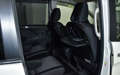 Nissan Serena IV, 2019 год, 2 099 000 рублей, 12 фотография