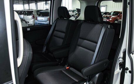 Nissan Serena IV, 2019 год, 2 099 000 рублей, 9 фотография