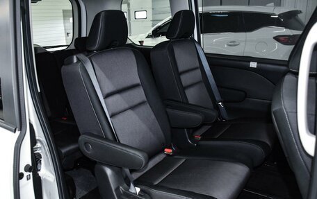 Nissan Serena IV, 2019 год, 2 099 000 рублей, 10 фотография