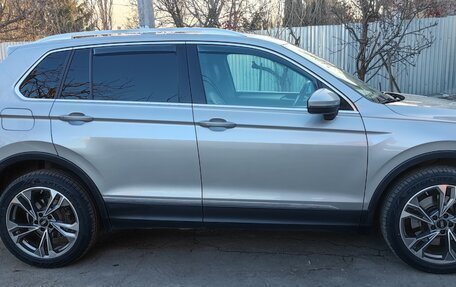 Volkswagen Tiguan II, 2017 год, 2 000 000 рублей, 4 фотография