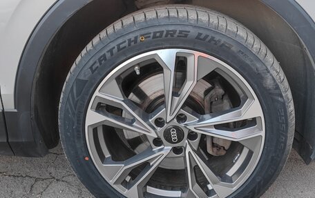 Volkswagen Tiguan II, 2017 год, 2 000 000 рублей, 38 фотография