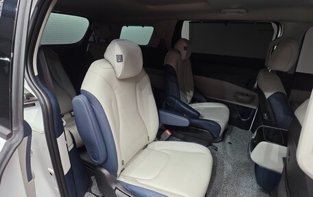 KIA Carnival, 2025 год, 5 494 000 рублей, 15 фотография