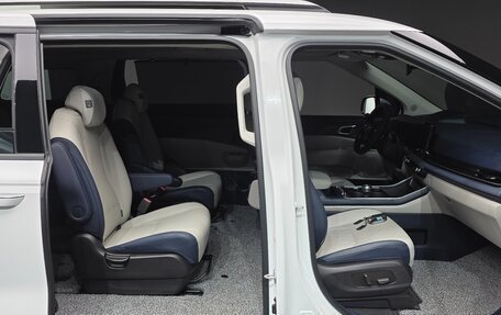 KIA Carnival, 2025 год, 5 494 000 рублей, 17 фотография