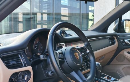 Porsche Macan I рестайлинг, 2022 год, 7 400 000 рублей, 17 фотография