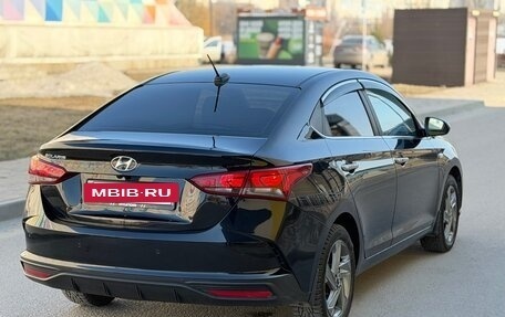 Hyundai Solaris II рестайлинг, 2021 год, 1 600 000 рублей, 5 фотография