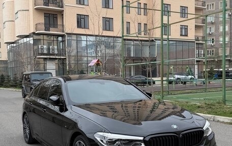 BMW 5 серия, 2018 год, 3 200 000 рублей, 3 фотография
