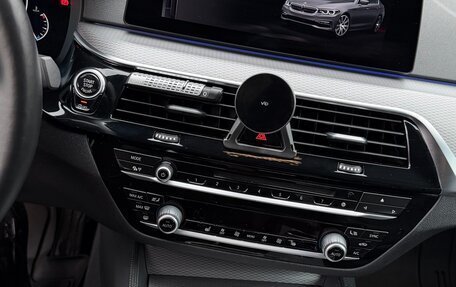 BMW 5 серия, 2018 год, 3 200 000 рублей, 23 фотография