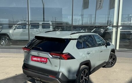 Toyota RAV4, 2020 год, 3 400 000 рублей, 2 фотография