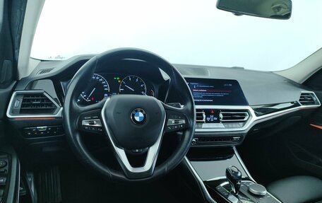 BMW 3 серия, 2019 год, 3 350 000 рублей, 10 фотография