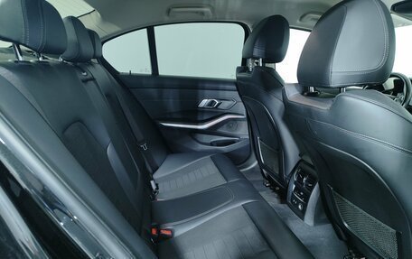 BMW 3 серия, 2019 год, 3 350 000 рублей, 22 фотография