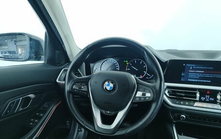 BMW 3 серия, 2019 год, 3 350 000 рублей, 11 фотография