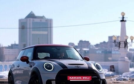 MINI Hatch, 2021 год, 3 350 000 рублей, 2 фотография