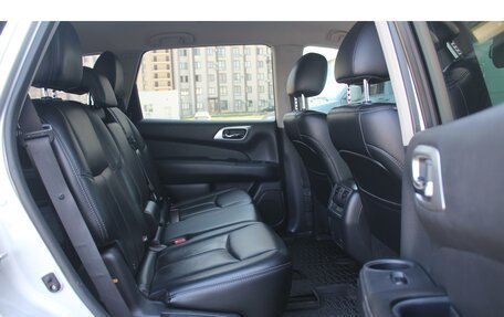 Nissan Pathfinder, 2014 год, 1 540 000 рублей, 16 фотография