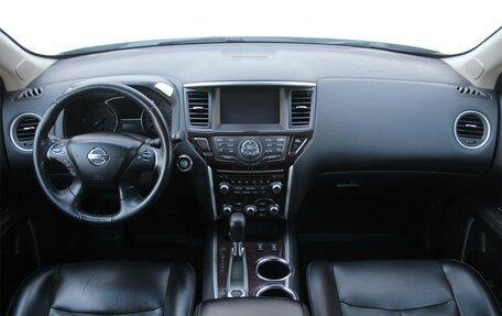 Nissan Pathfinder, 2014 год, 1 540 000 рублей, 17 фотография