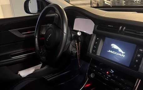 Jaguar XF II, 2016 год, 1 950 000 рублей, 7 фотография