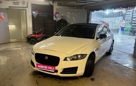 Jaguar XF II, 2016 год, 1 950 000 рублей, 3 фотография