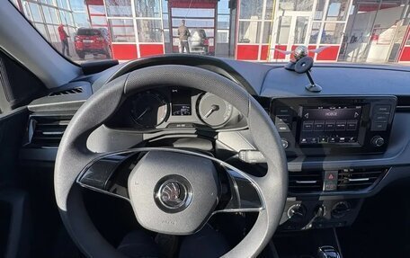 Skoda Rapid II, 2020 год, 1 550 000 рублей, 9 фотография