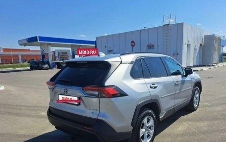 Toyota RAV4, 2019 год, 3 350 000 рублей, 3 фотография