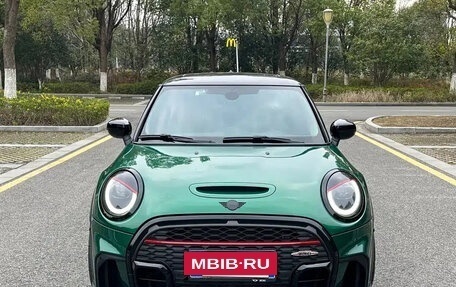 MINI Hatch, 2022 год, 1 600 000 рублей, 2 фотография