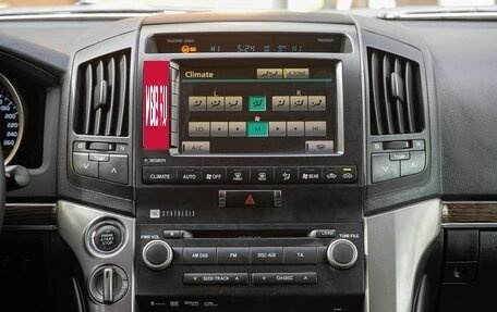 Toyota Land Cruiser 200, 2011 год, 3 235 000 рублей, 19 фотография