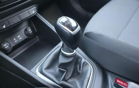 Hyundai Solaris II рестайлинг, 2018 год, 1 002 000 рублей, 12 фотография