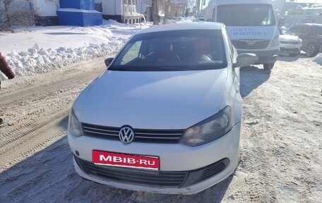 Volkswagen Polo VI (EU Market), 2012 год, 350 000 рублей, 1 фотография