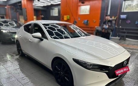 Mazda 3, 2019 год, 2 140 000 рублей, 9 фотография